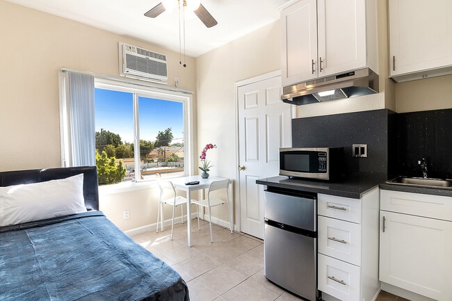 Building Photo - South Park Place Apartments