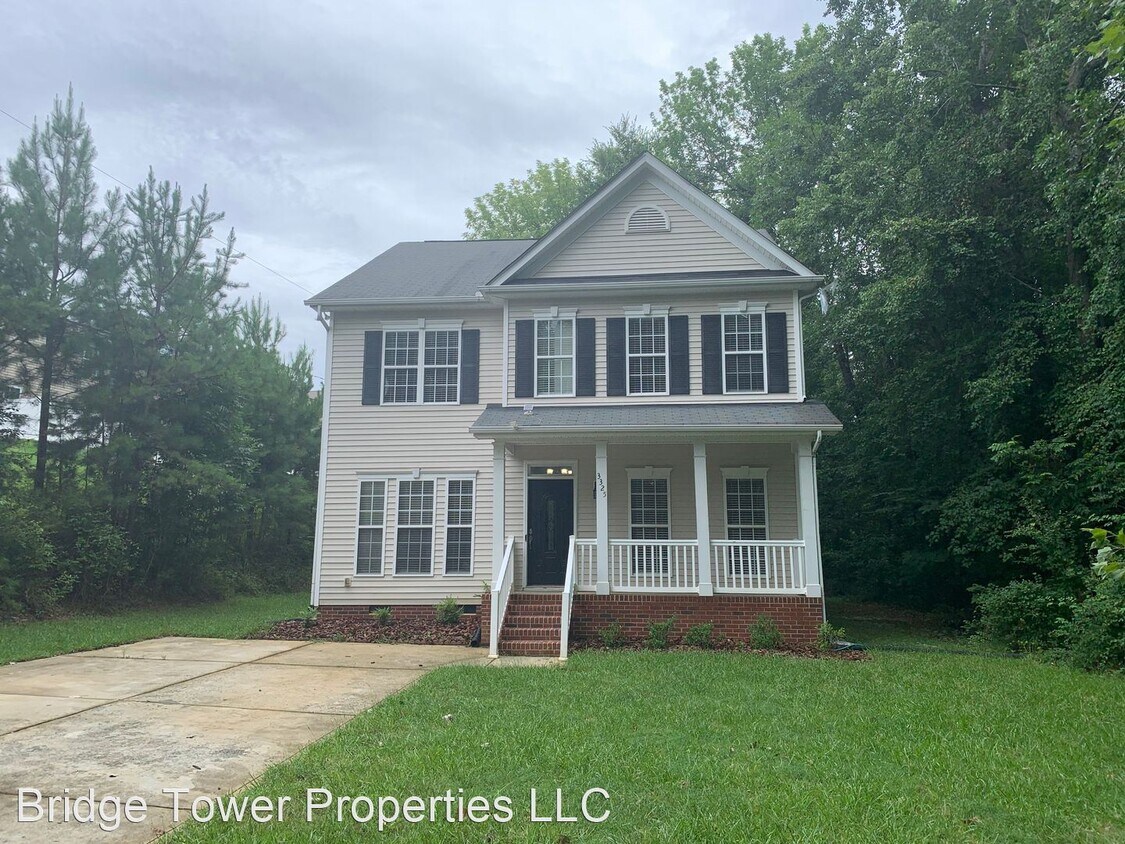 3325 Oak Tree Trail, Matthews, NC 28105 House Rental in Matthews, NC
