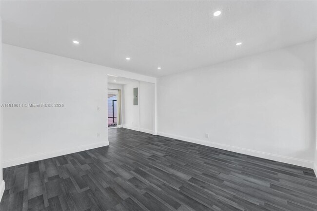 Foto del edificio - 4917 SW 43rd Terrace