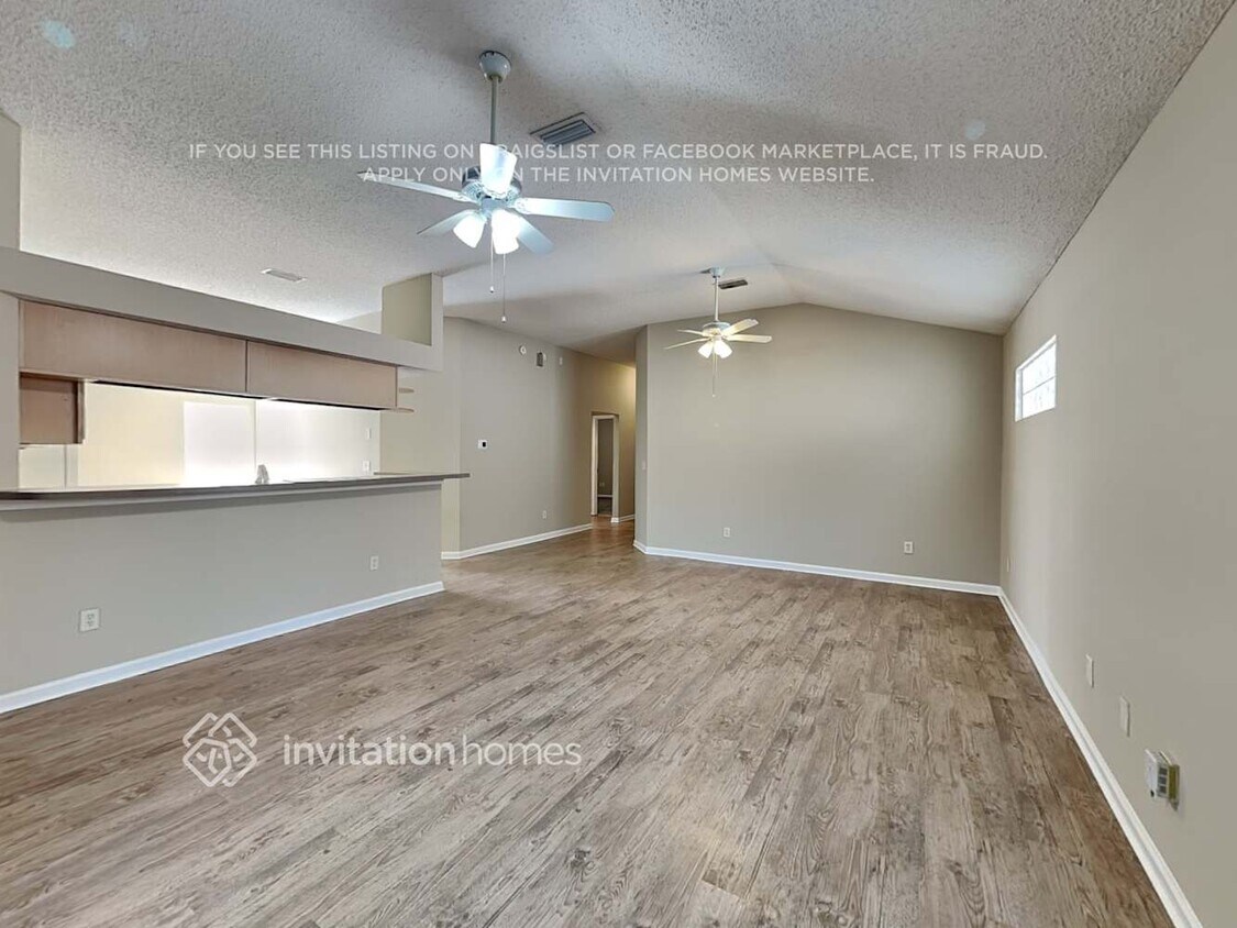 Foto principal - 1177 Brookwood Bluff Rd E