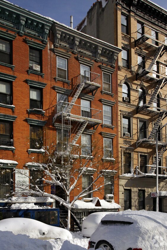Primary Photo - 407 E 6th St
