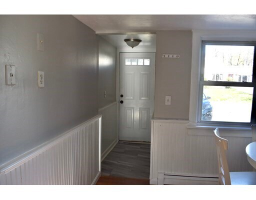 Building Photo - 31 Nursery St