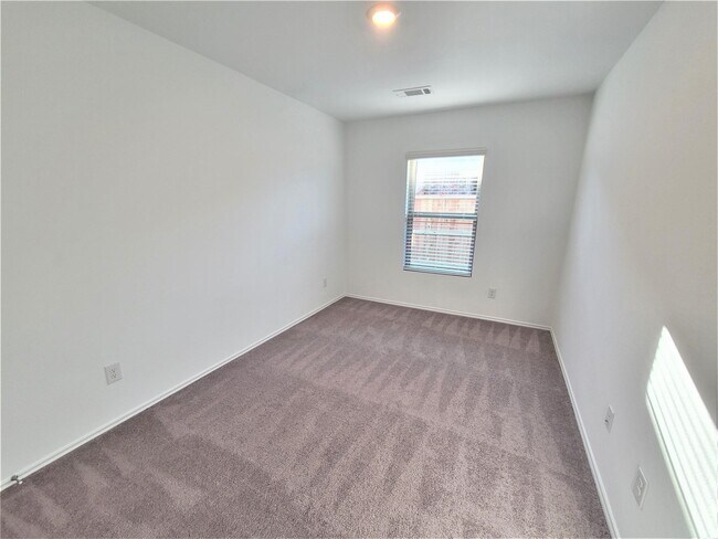 Foto del edificio - 4620 Peralta Hts Wy