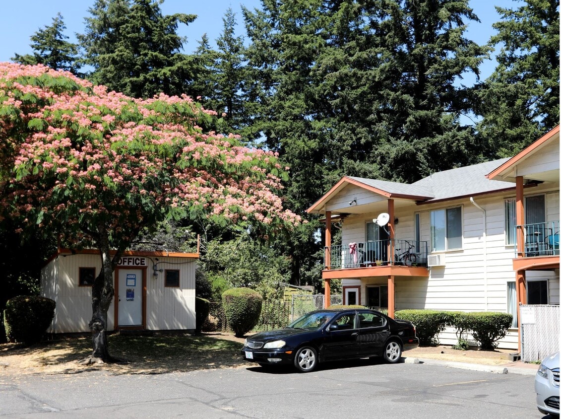 Building Photo - 1021 SE 122nd Ave