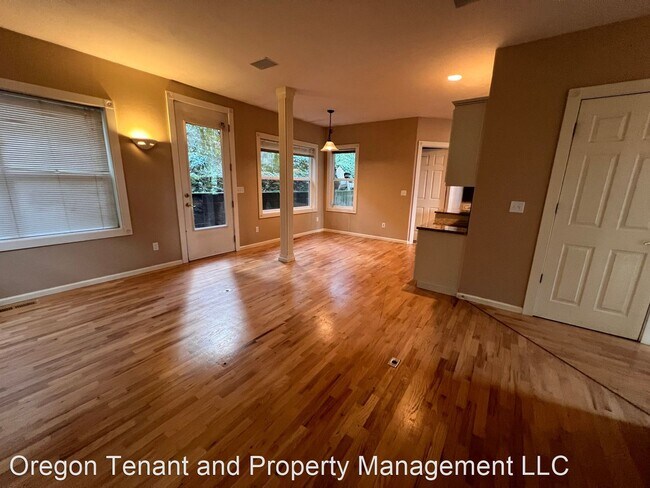 Foto del edificio - 3 br, 3 bath House - 2358 Birch Ln