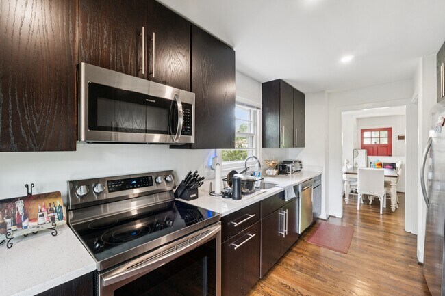 Foto del edificio - 4705 Norwich Rd