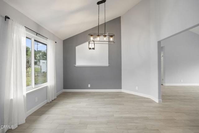 Foto del edificio - 594 S La Luna Ave