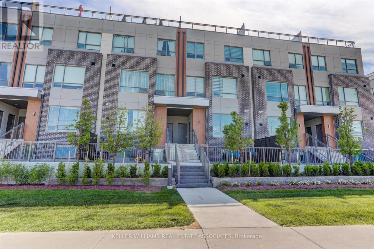 Photo principale - 1238-1238 Cawthra Rd