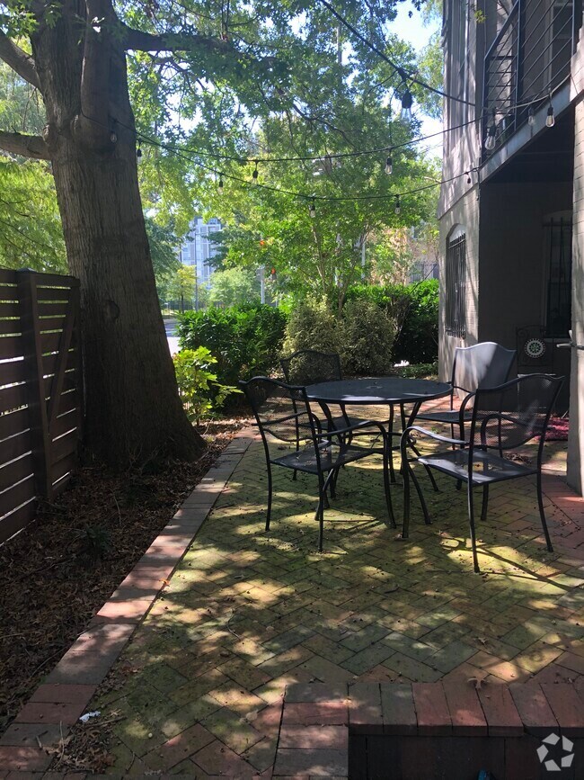 NoMa Apartments for Rent with Washer & Dryer Washington, DC 3,178