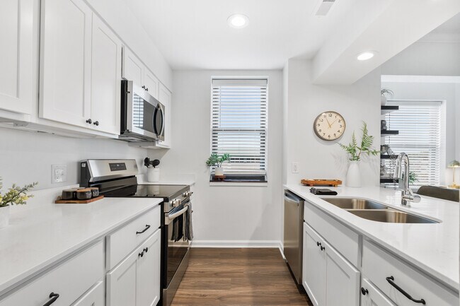 Plano de planta Kennedy actualizado - The Marott Apartments