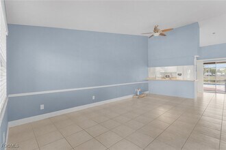 Building Photo - 930 SW 37th Ln