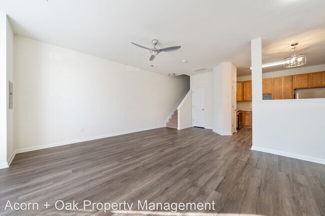 Building Photo - 3 br, 2.5 bath House - 1310 Canyon Rock Ct...