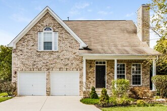 Building Photo - 413 Creekside Ln