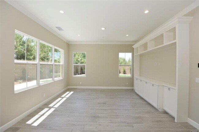 Building Photo - 106 Fisher