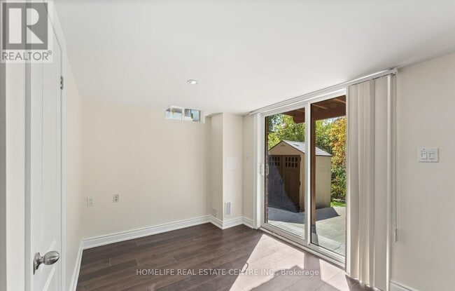 Building Photo - 42 Arrowpoint Dr