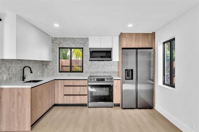 Foto del edificio - 1123 NE 1st Ave.