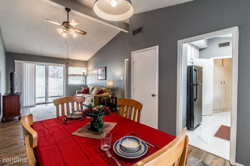 Building Photo - 1 br, 1 bath Condo - 2014 Colony Dr SW