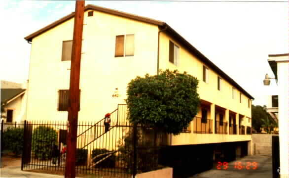 Primary Photo - 6420 S Vermont Ave