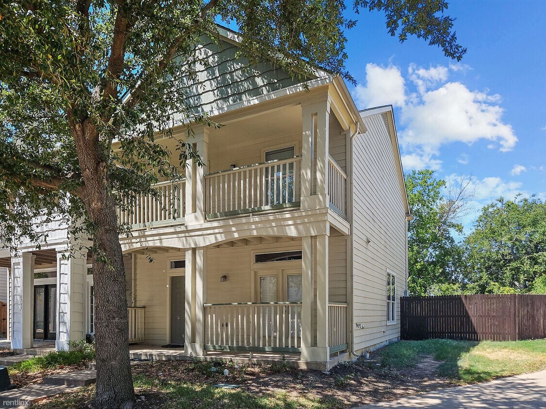 Foto principal - 3 br, 2.5 bath Townhome - 10741 Traymore D...