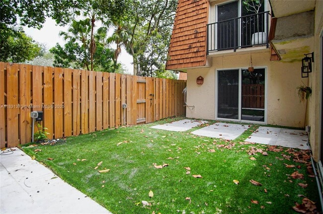 Building Photo - 2161 Orange Grove Dr