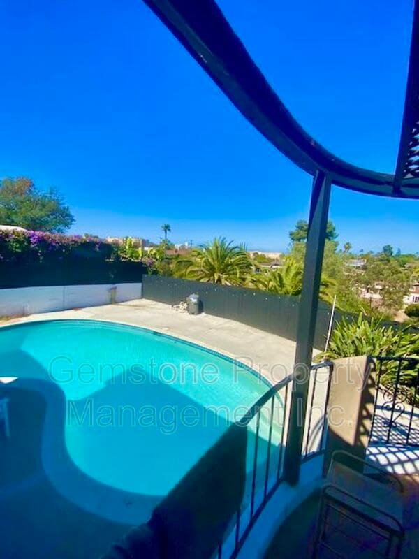 Foto principal - 5661 Dorothy Way