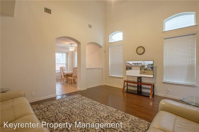 Foto del edificio - 4 br, 3 bath House - 10925 Sly Beaver