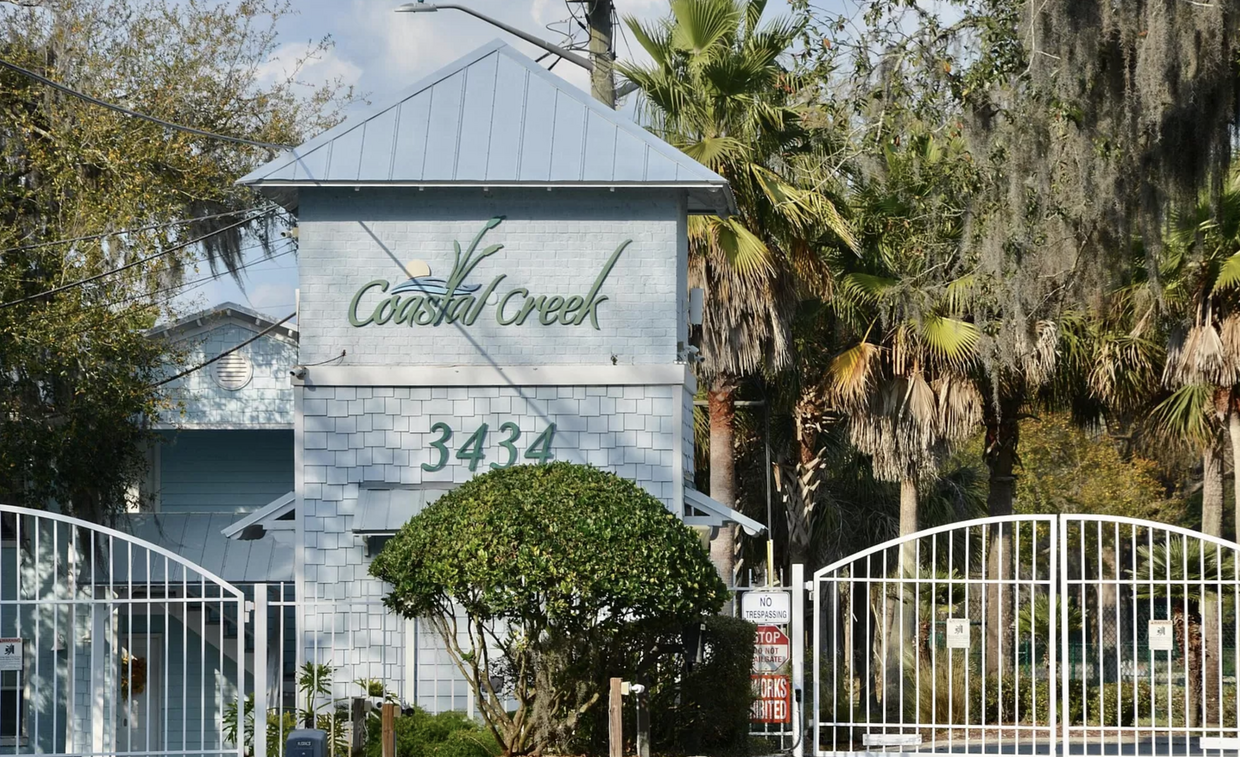 Primary Photo - 3434 Blanding Blvd