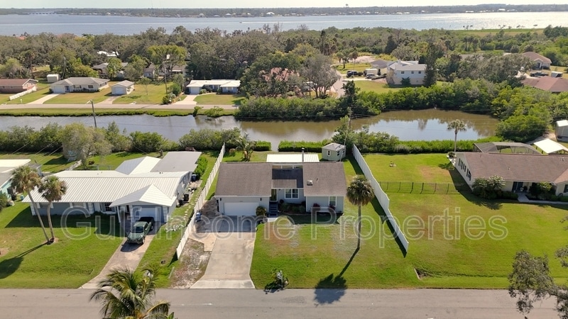 Primary Photo - 354 5th St Ct E