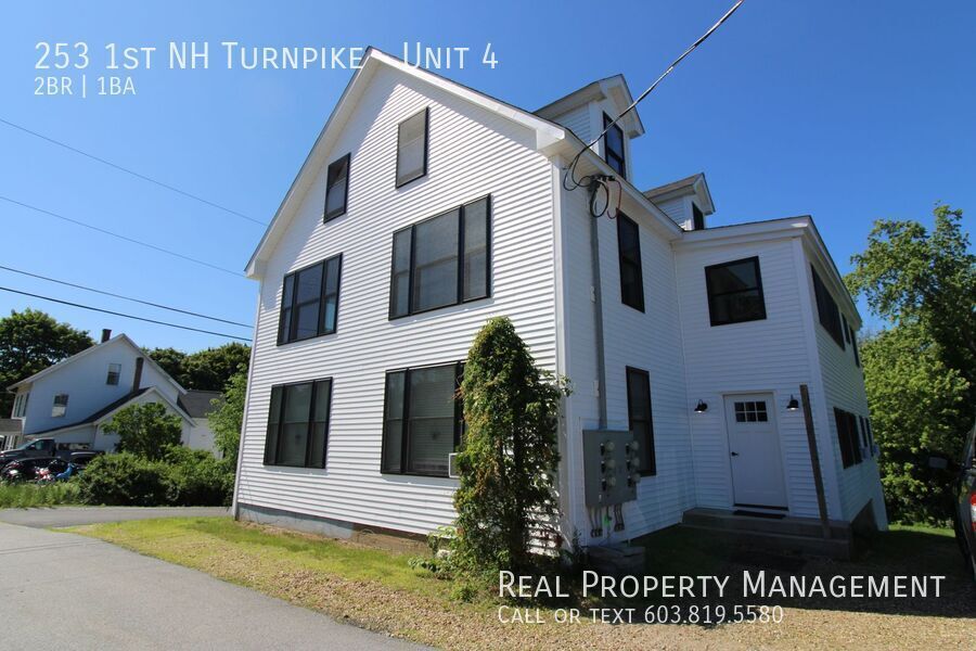 Primary Photo - 253 1st NH Turnpike