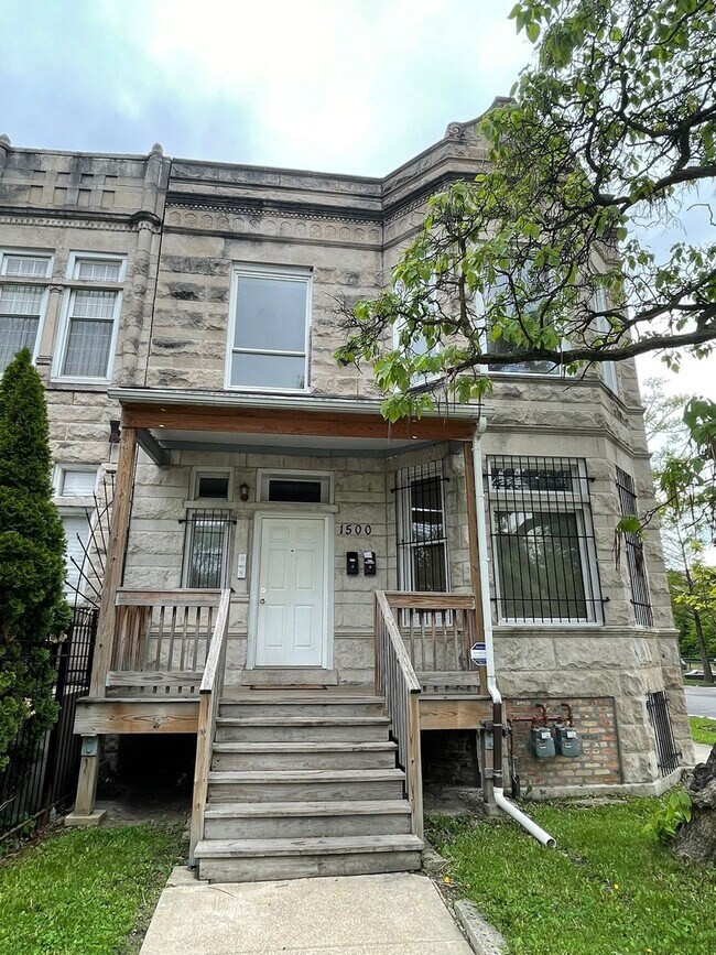 Foto del edificio - 1500 S Trumbull Ave