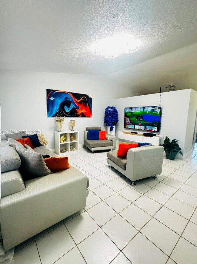 Foto del edificio - 7097 SW 152nd Pl