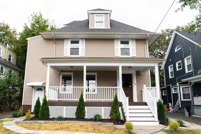 Building Photo - 158 Valley Rd