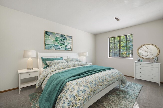 Interior Photo - Cameron Heights Associates LLC