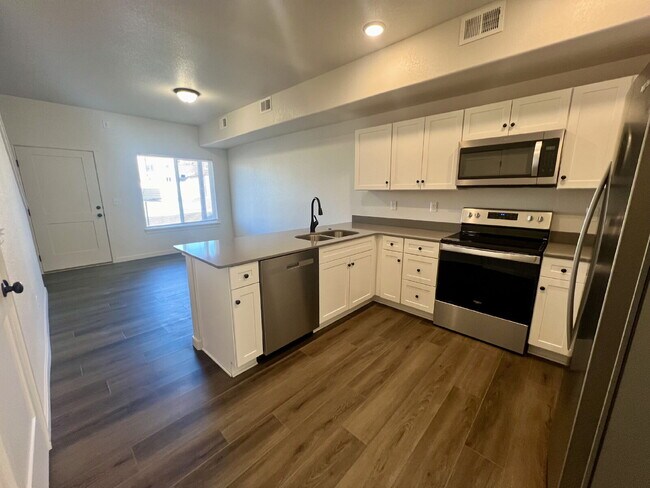 Foto del edificio - Newer Single Family Home Now Available!