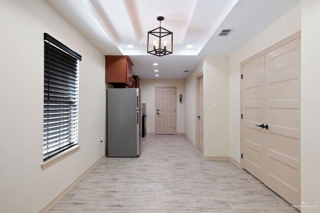 Foto del edificio - 2118 Earth Ln