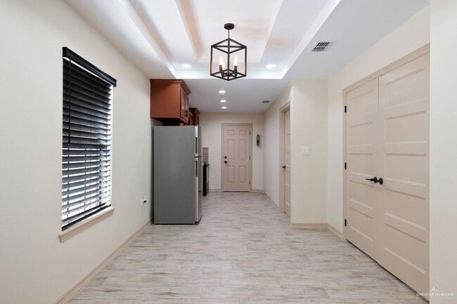 Building Photo - 2118 Earth Ln