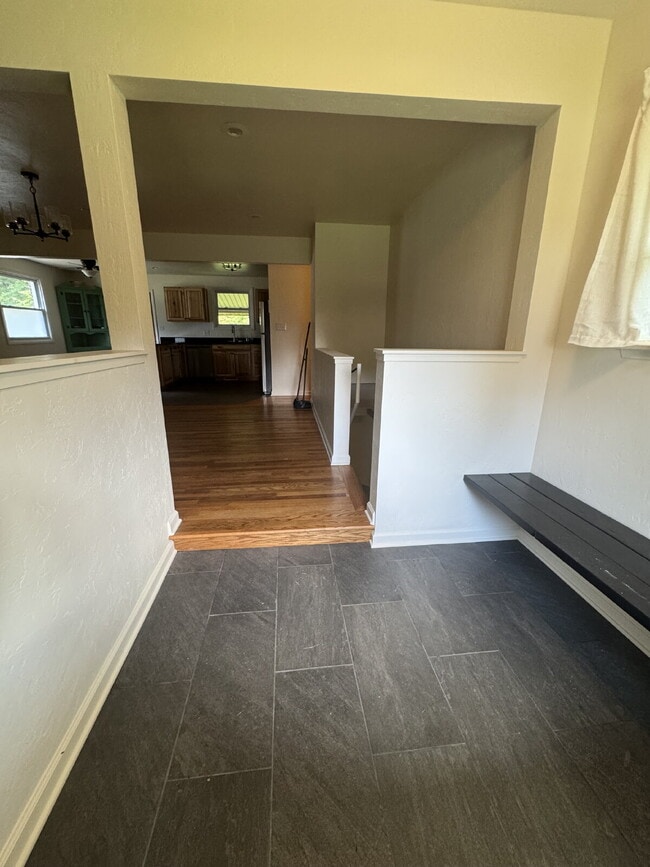Building Photo - "Charming 3-Bedroom Retreat in Pisgah Fore...