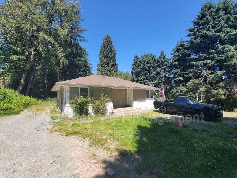 Primary Photo - 9222 NE 180th St