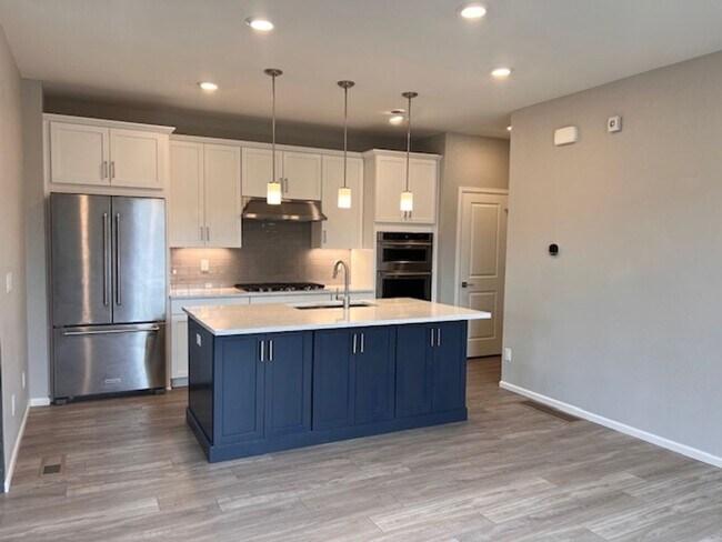 Building Photo - 4 Bedroom Single Family Home in Parker