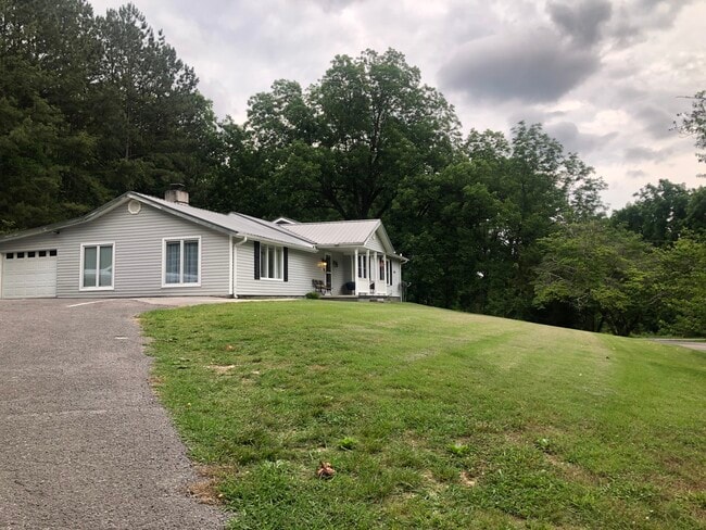 Photo - 1185 Johnson Rd House