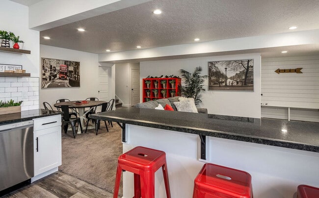 Foto del edificio - 2273 N Elderberry Dr