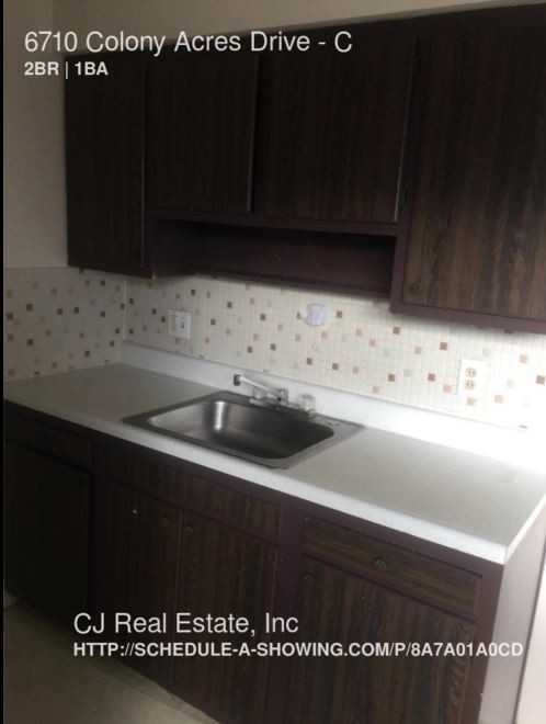 Foto del edificio - 6710 Colony Acres Dr