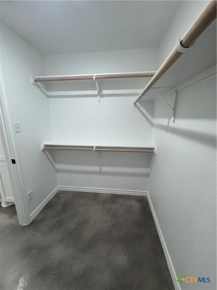 Foto del edificio - 907 Smoke Tree Ln