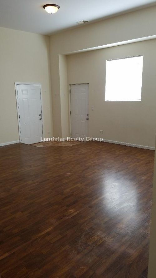 Foto del edificio - 1300 N Western Ave