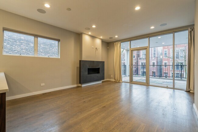 Foto del edificio - 1057 N Paulina St