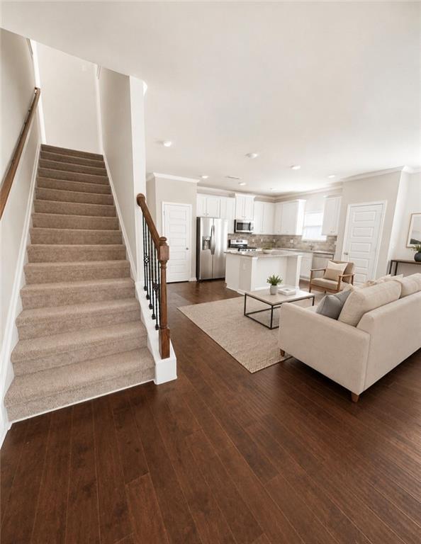 Foto del edificio - 4320 Sunny Oak Pl