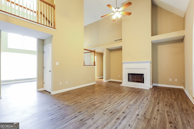 Building Photo - 198 Sawgrass Way