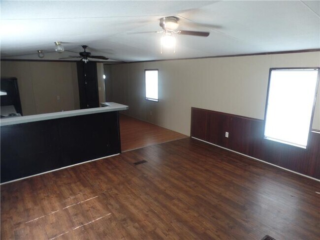 Foto del edificio - 161 Cowboy Ln