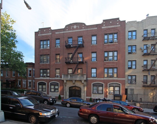 Building Photo - 1803 Union St