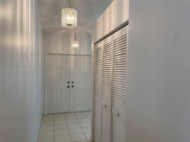 Foto del edificio - 2171 NW 76th Ave